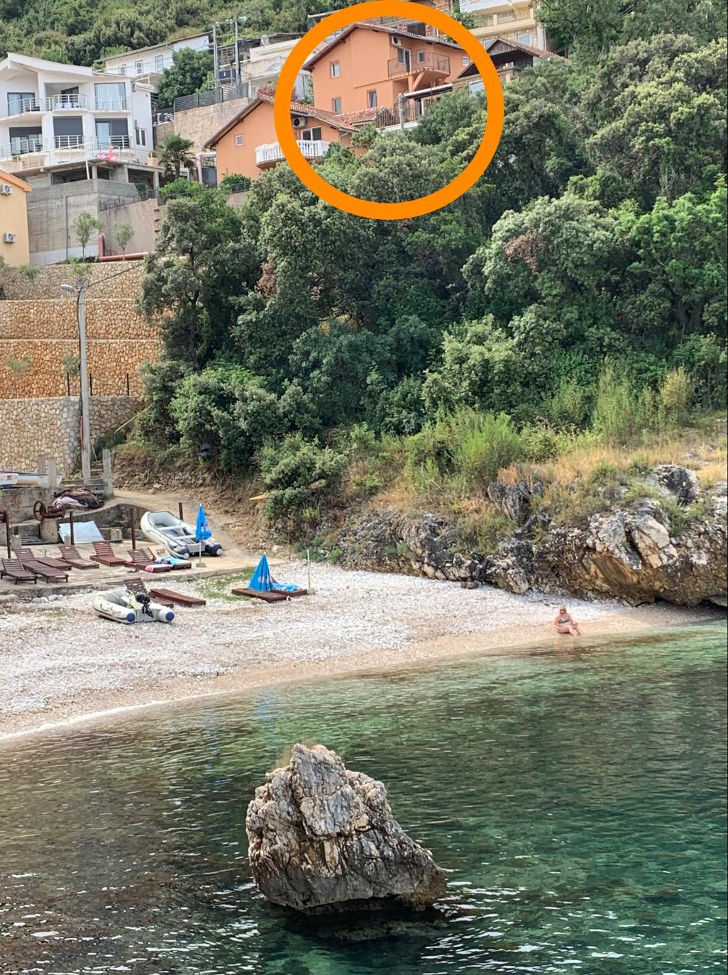Villa Lila Utjeha Buitenkant foto